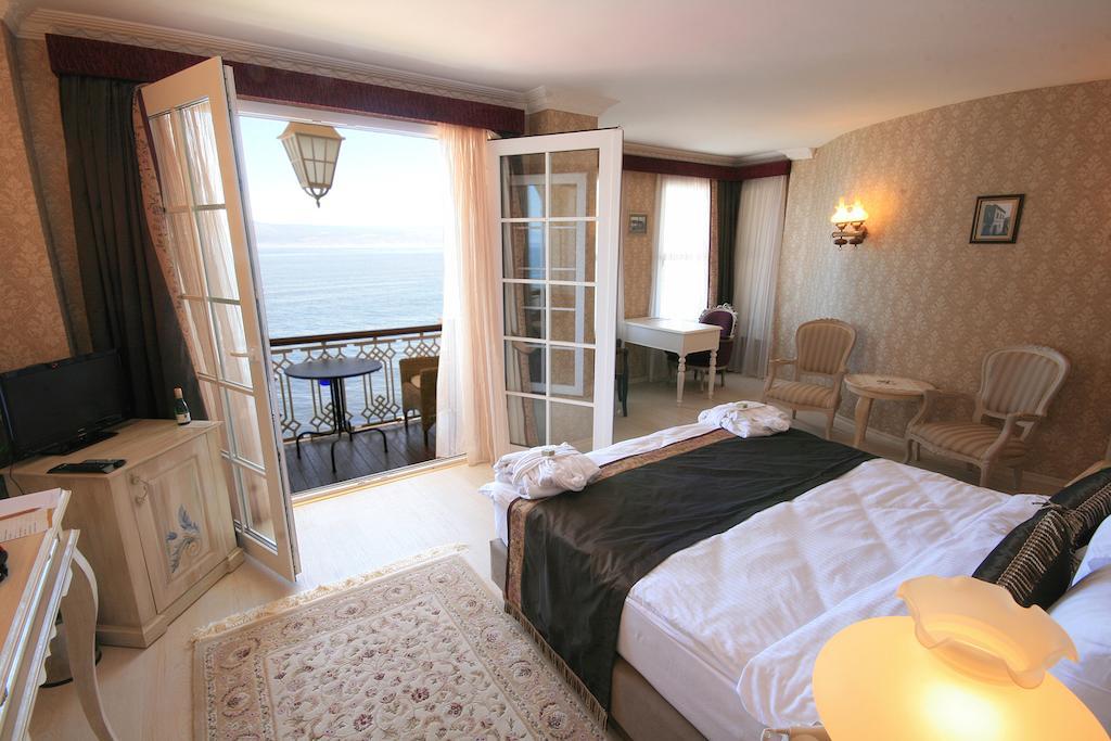 Trilyali Butik Hotel Tirilye Dış mekan fotoğraf