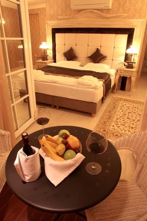 Trilyali Butik Hotel Tirilye Dış mekan fotoğraf
